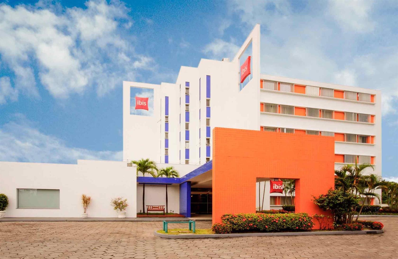 Ibis Manaus Distrito Industrial Esterno foto